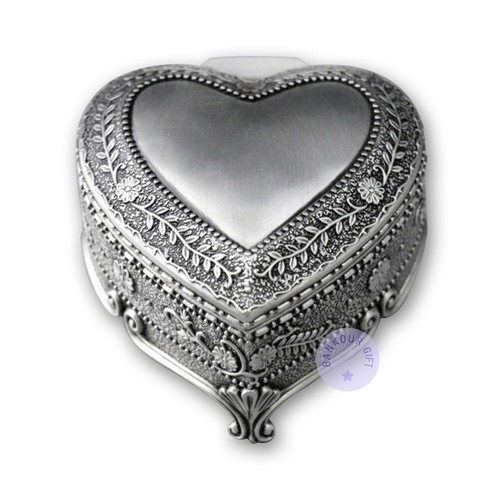 Play Pirates of the Caribbean "Davy Jones" Alloy Heart Shape Sankyo