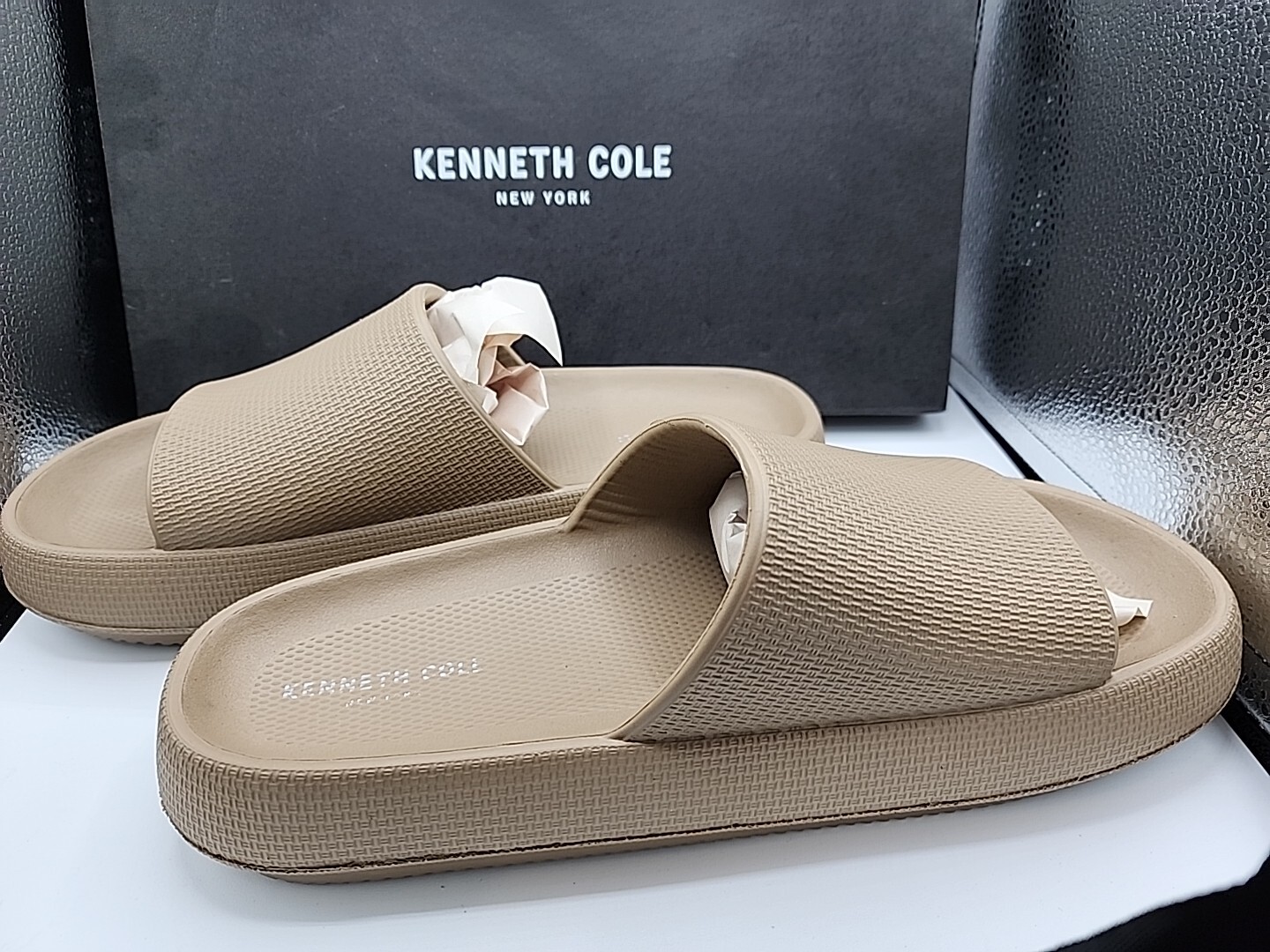 APL Scivolo piscina Kenneth Cole New York donna Mello Eva 10 Medium