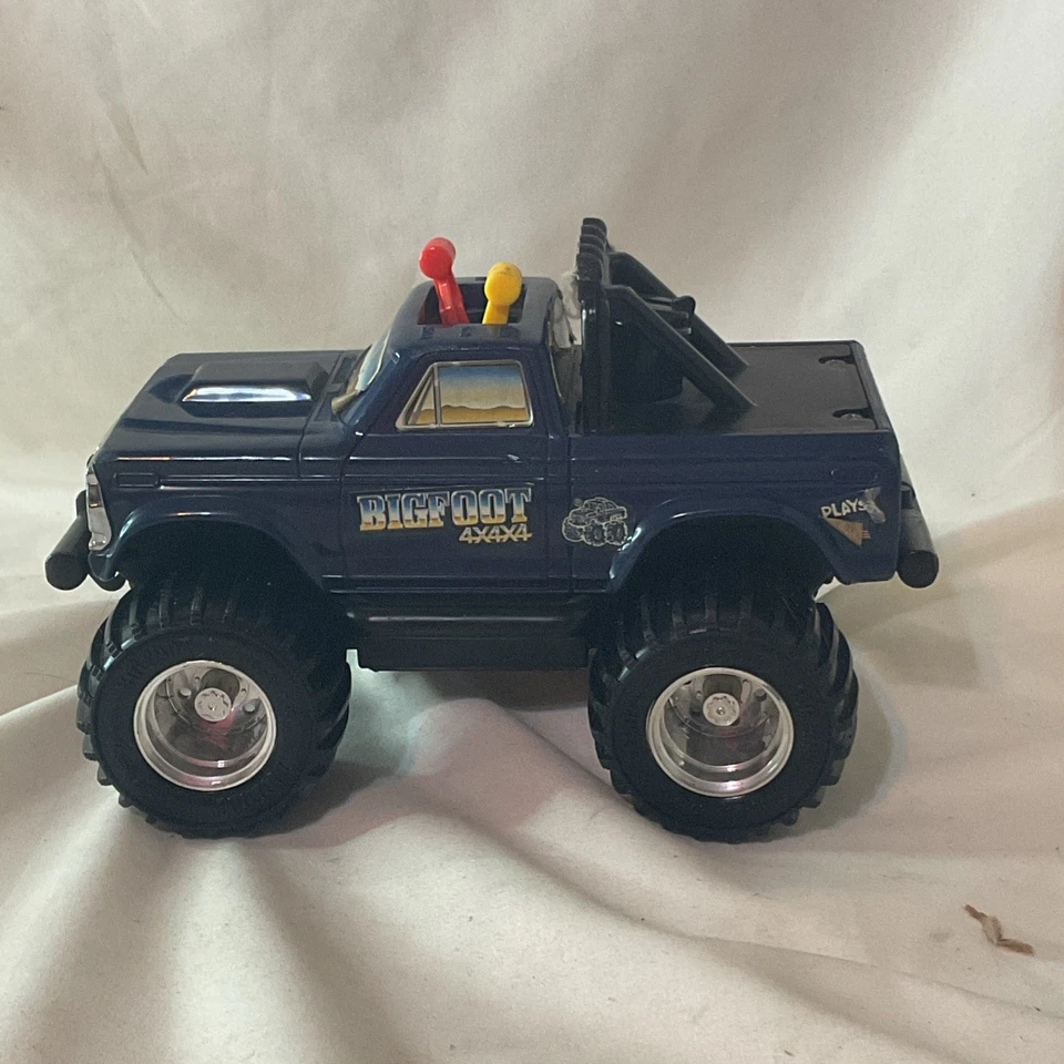 Monster Truck Bigfoot 4x4 Playskool juguete a batería sin llave sin probar Foto 4 de 4