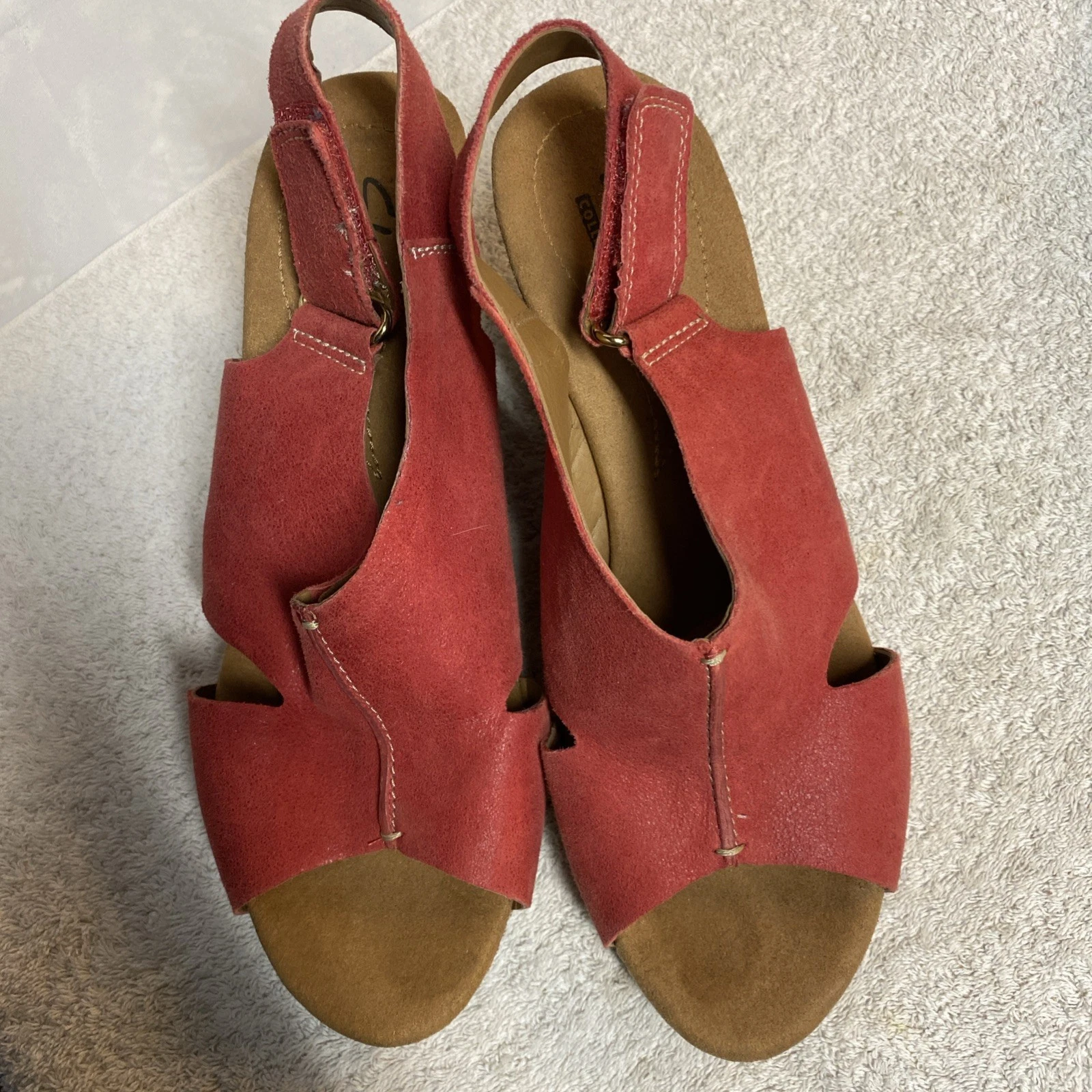 Sandali Clarks Helio float zeppa rosso corallo cinturino alla caviglia punta aperta taglia 8