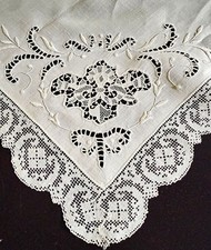 Antique Linen Teacloth Tablecloth with Needle Lace, Cutwork  Filet Lace ZZ622