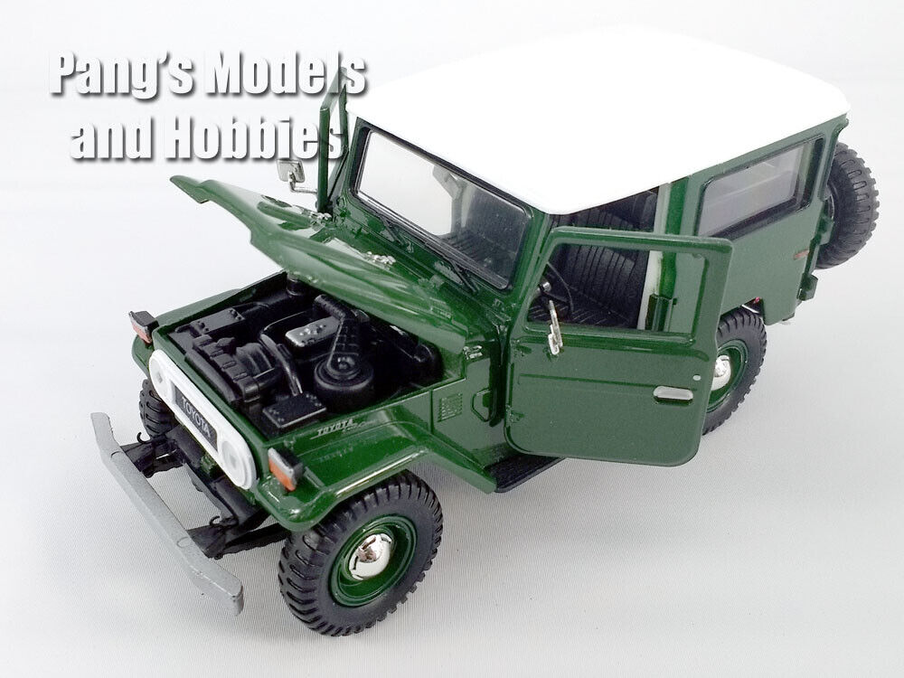 【レア】最終値下　FJ40 ヨンマル　モデルカー　1/24