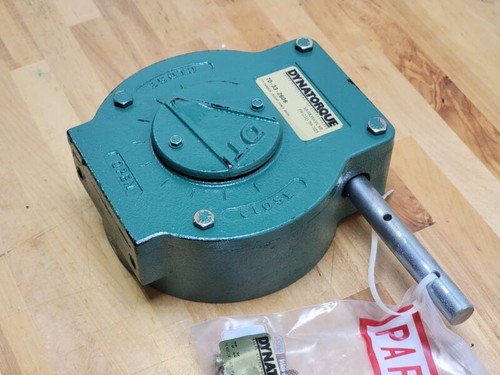 Dynatorque Valve Actuator 7D-33-2606, 4820-01-425-2865 - Picture 4 of 7