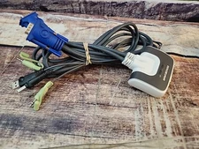 IOGEAR 2-Port VGA USB Compact KVM Switch Box - GCS632U