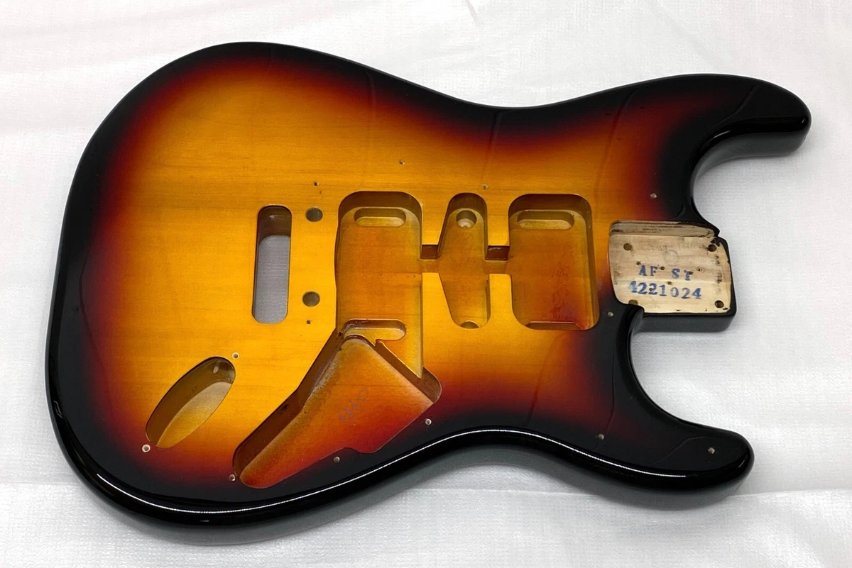 OEM Fender Squier Affinity 2 Pt TREMOLO STRAT BODY 3 Tone Sunburst