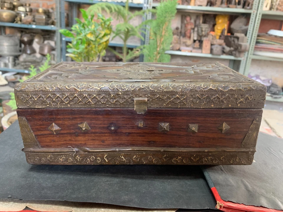 Linda caixa de joias real de madeira feita à mão antiga de 1800 floral bronze trabalho - Imagem 2 de 4