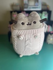 Sweater Weather Pusheen Plush 9.5 inches Gund New with Tags
