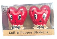 New Johanna Parker Valentine Hearts Salt & Pepper Shaker Set Red Love Romance