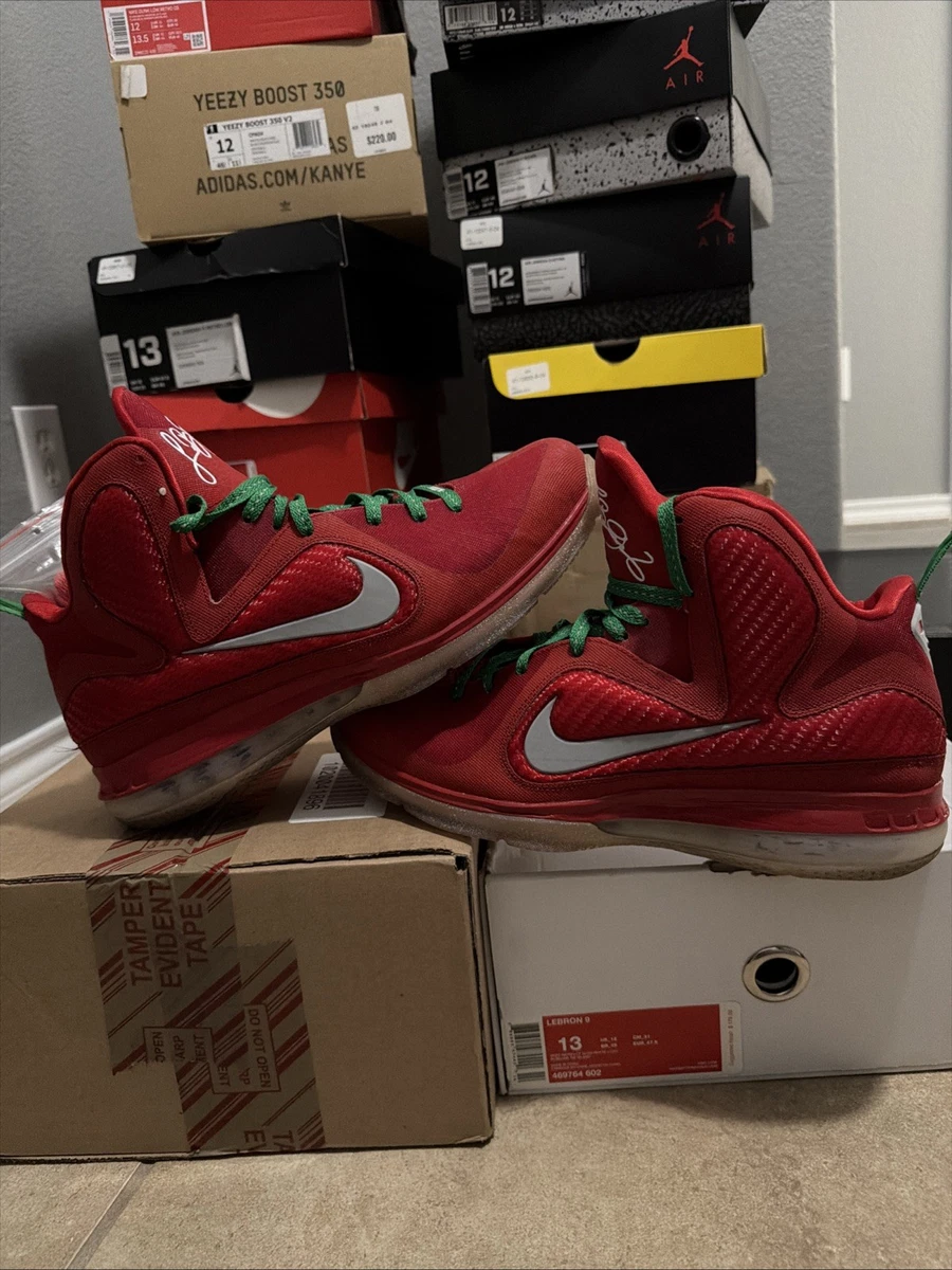 Nike LeBron 11 Christmas for Sale | Authenticity Guaranteed  display picture 3