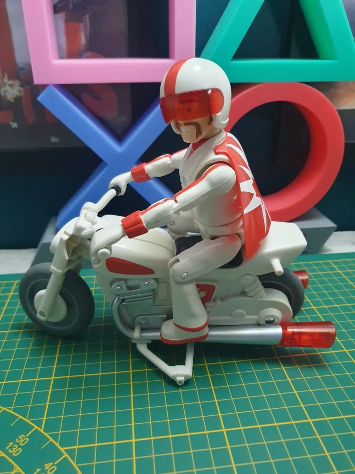 RARE ! - Toy Story 4 - Duke Caboom radio commande SMOBY - Disney - Pixar - Photo 2/4