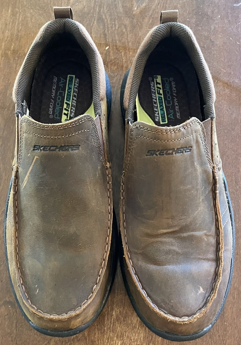 SKECHERS Seveno EXPENDED Relaxed FIT Leather LOAFERS in  display picture 1