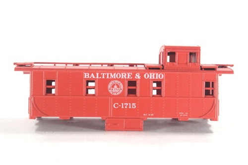 HO Athearn Baltimore & Ohio 36 ft Regular/Cupola Caboose #C-1715 Nuevo Kit | Condition: New