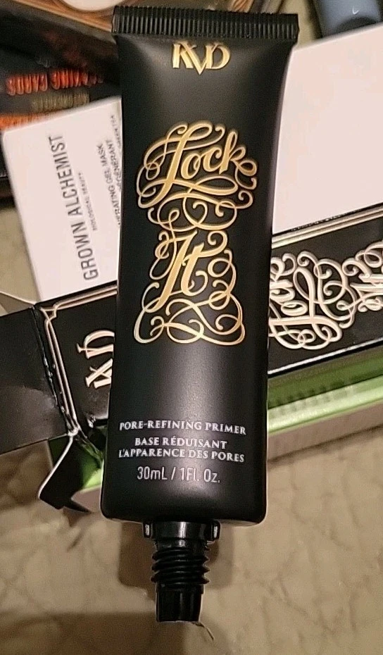 KVD Lock-It Pore Refining Primer - Full Size 1oz/30ml - Image 4 of 4