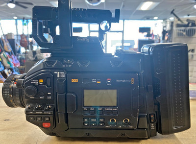 Blackmagic Design 4.6K G2 Digital Cinema Camera w battery and charger see notes