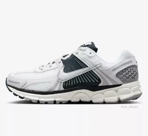 Nike Air Zoom Vomero 5 White/Navy/Silver Women’s 7.5 HV2412-100