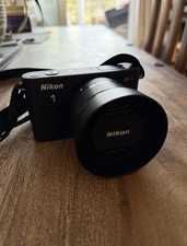 Nikon 1 J1 Full Camera Kit With 2 Lenses