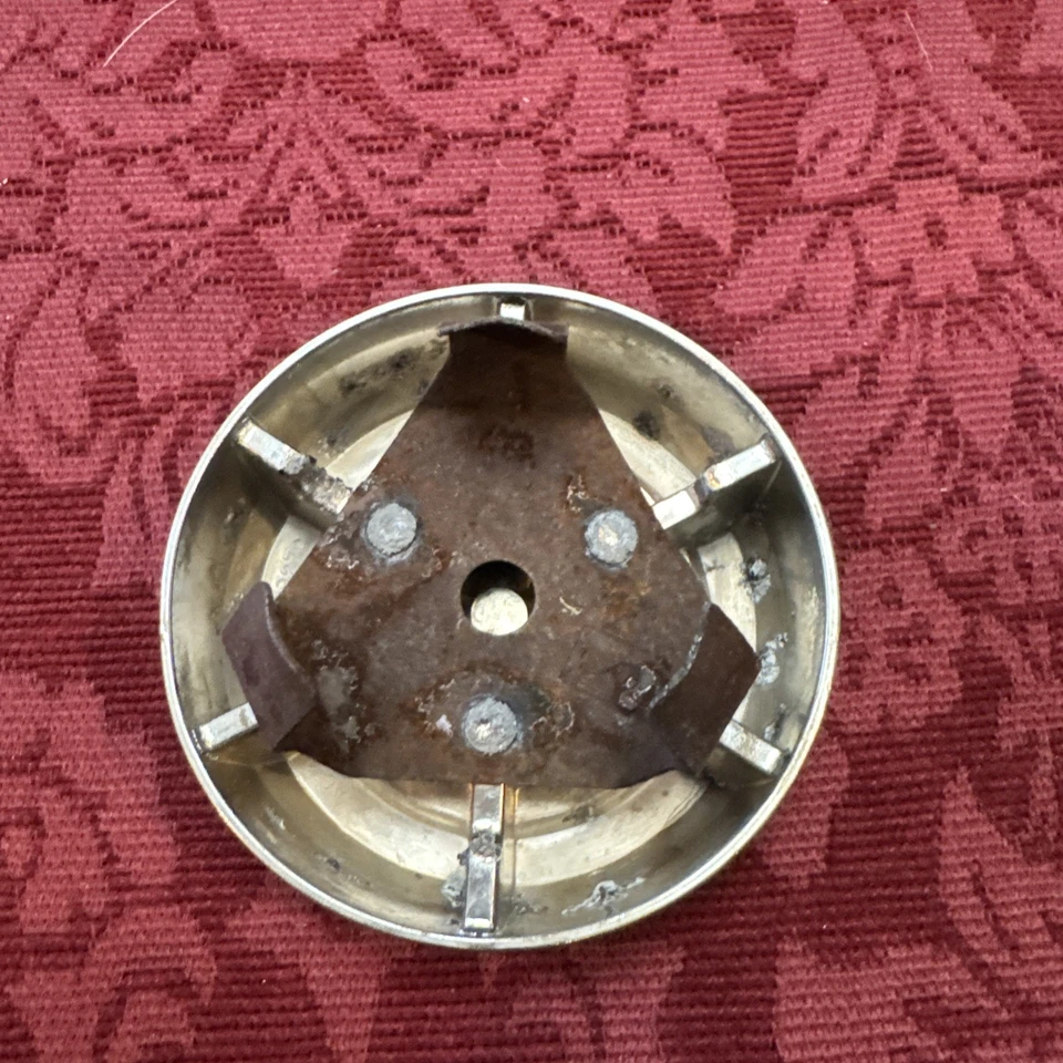 Juego de tapacubos Oldsmobile Cutlass 1985-1986 #22519270 OEM LEER VINTAGE Foto 4 de 4