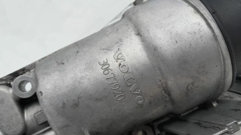30677920 1146290 carcasa filtro aceite 190477 para VOLVO XC70 KINETIC AWD 2007 Foto 2 de 4