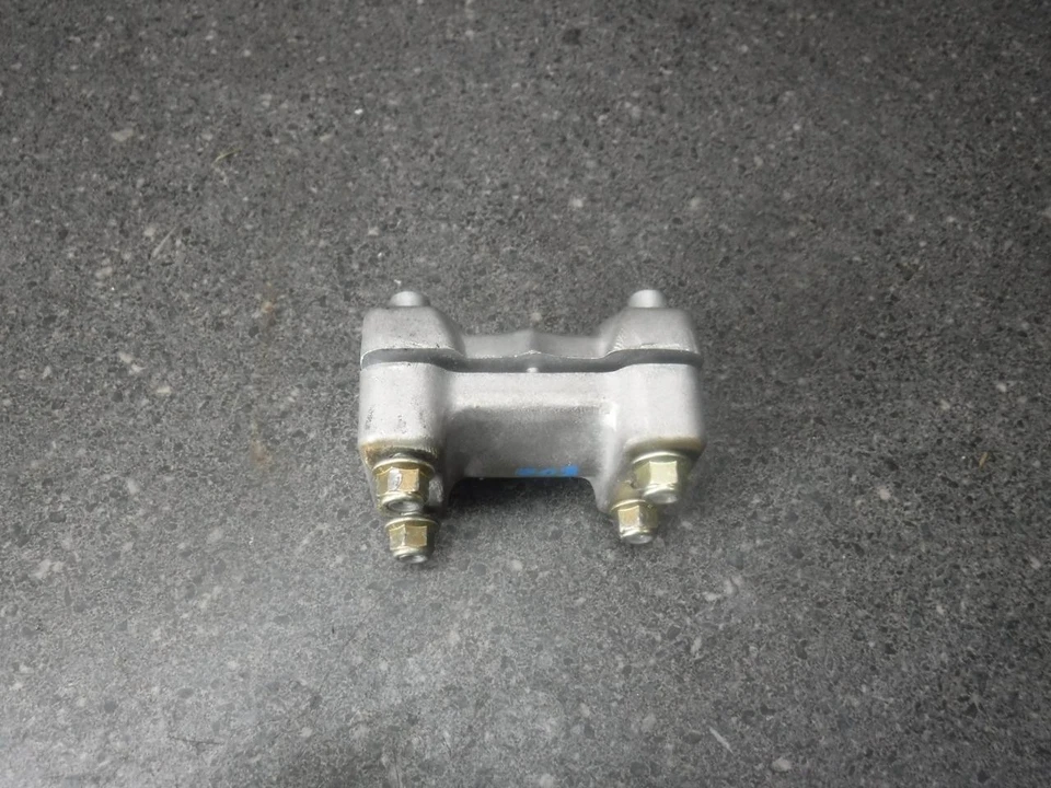 16 Polaris Axys SKS 800 Handlebar Clamp S2O - Image 3 of 4