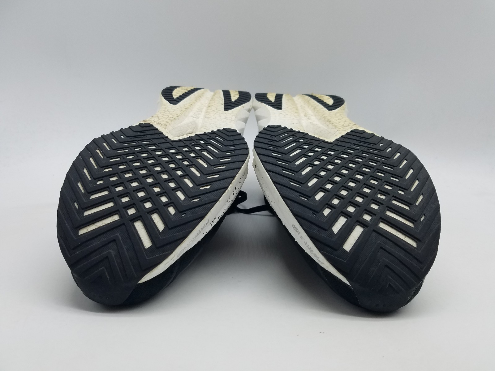 Saucony Endorphin Speed 4 Men's Size 9 Running Shoes Black Silver thumbnail 11