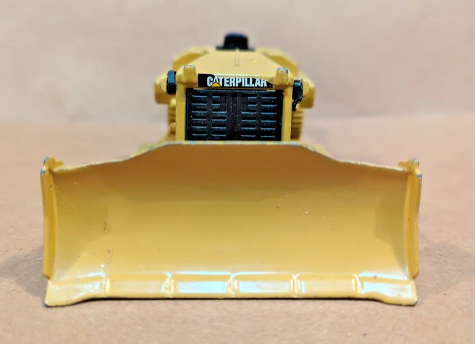 Tractor de Metal Miniatura Joal Nº 220 Cat D10 Hecho en España Foto 2 de 4