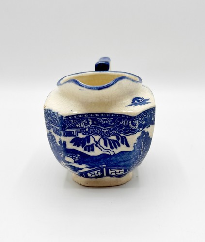 Pre-war Japanese Vintage Blue Willow Creamer Pitcher, Transferware - Picture 3 of 9