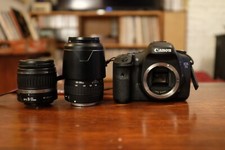 Canon EOS 7D 18MP Bundle w/Body; 18-55 Canon 100-300mm Sigma