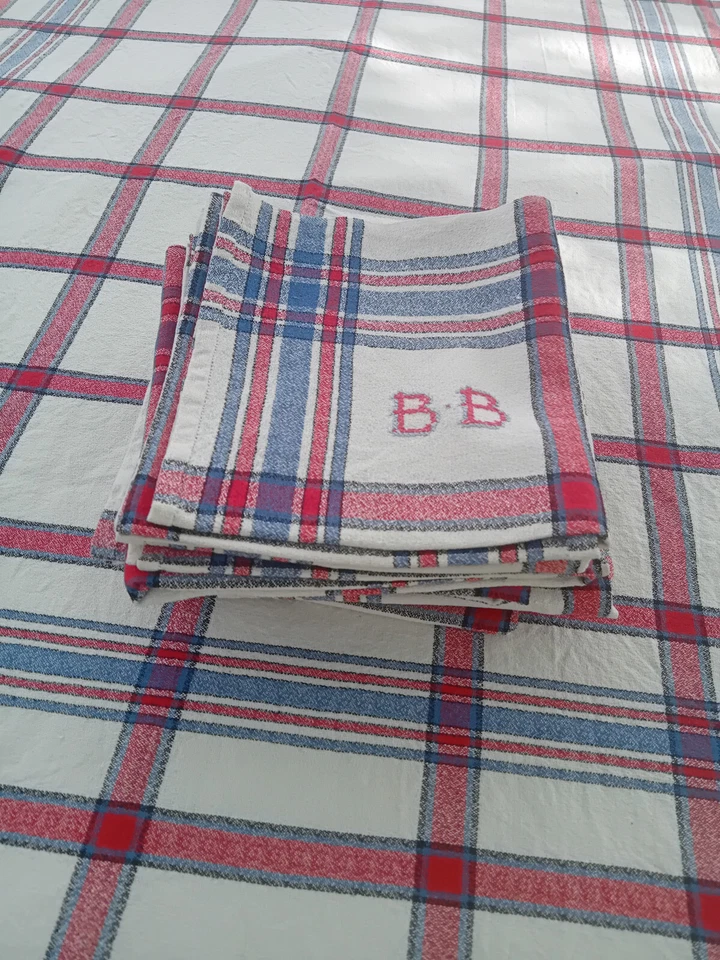 nappe et 12 serviettes assorties en lin/coton à carreaux monogrammées BB - Photo 3/4