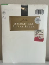 Hanes 706 Jet Black Absolutely Ultra Sheer Pantyhose Size E Control Top NEW