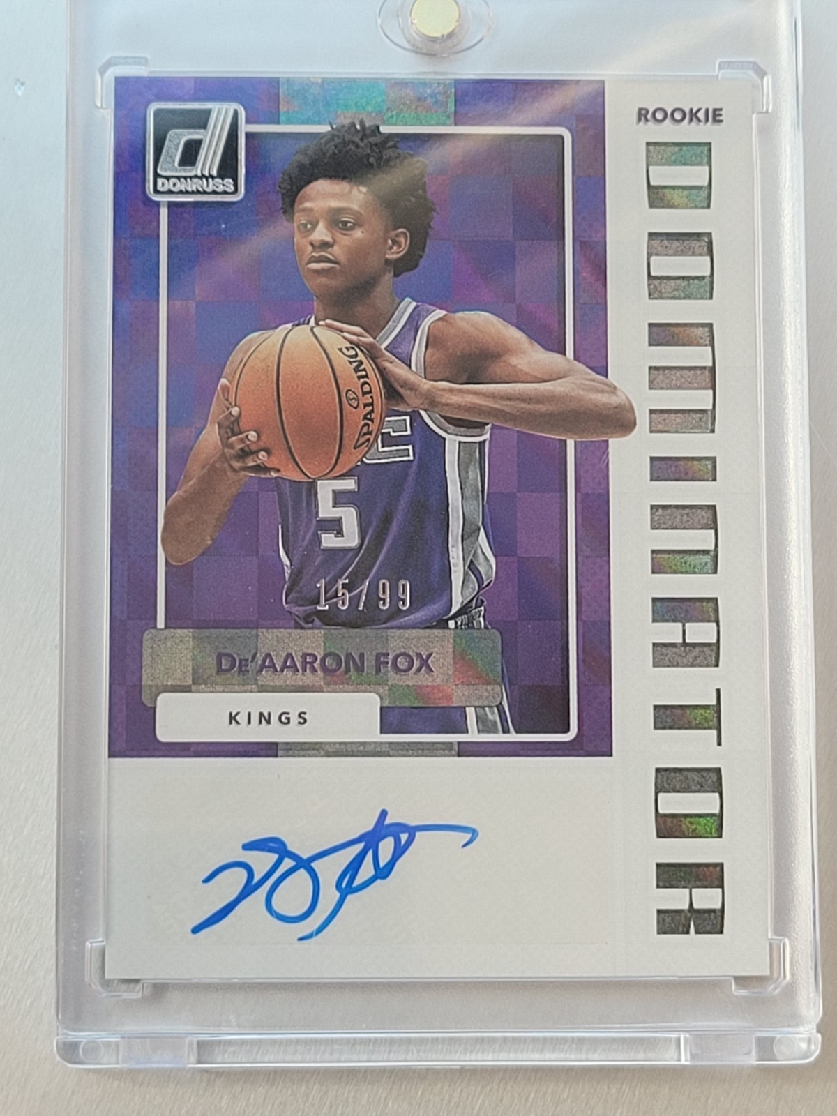 DE'AARON FOX 2017-18 PANINI DONRUSS RC ROOKIE DOMINATOR AUTO #/99 KINGS