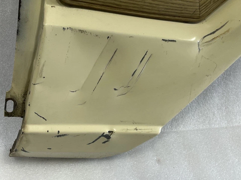 1988 JEEP GRAND WAGONEER RIGHT PASSENGER SIDE FRONT FENDER YELLOW Foto 4 de 4