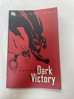 Batman Dark Victory by Jeph Loeb Tim Sale 2002, Trade Paperback First Printing