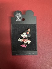Disney pin trading  Minnie mouse Bing shoes flower hat Disneyland