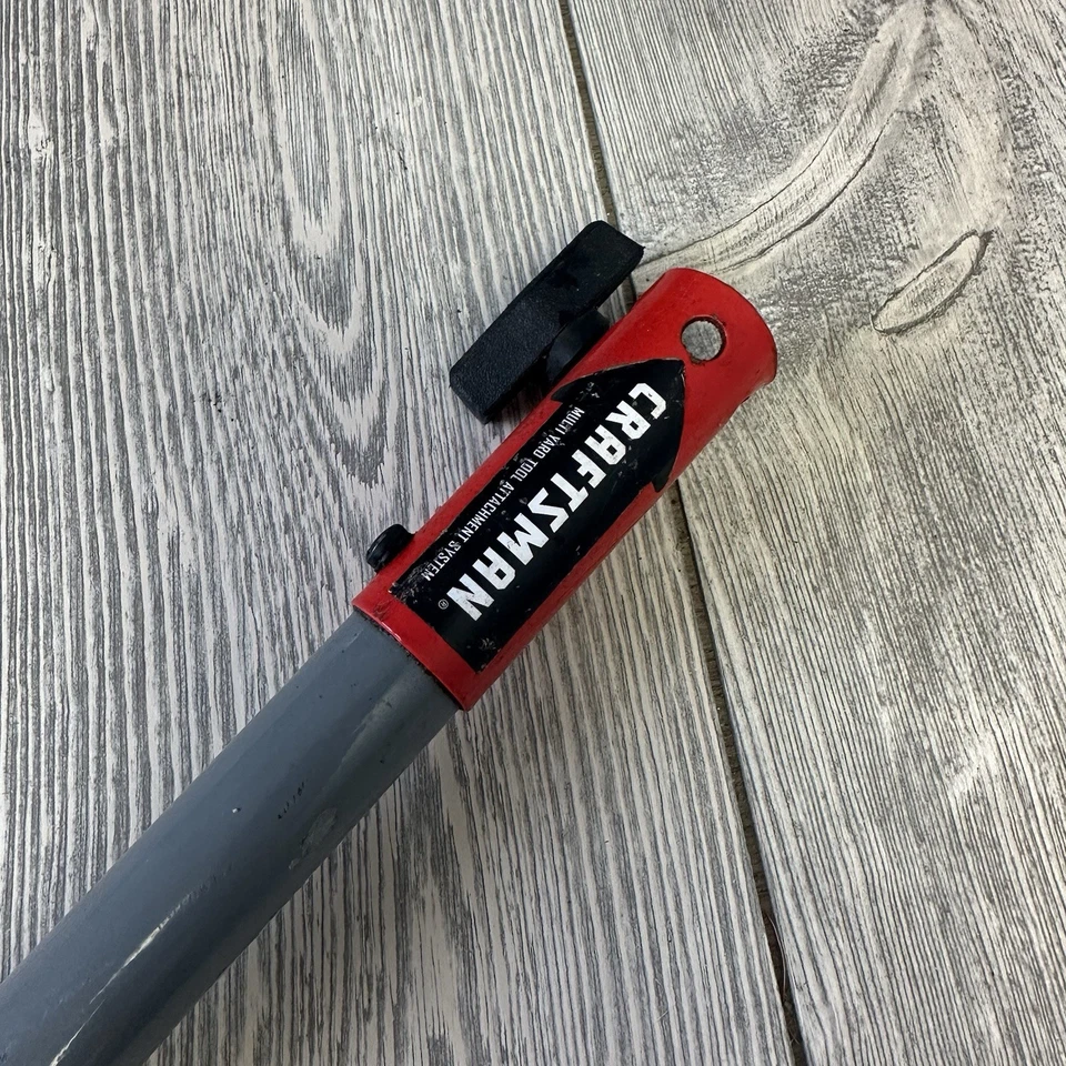 Recortadora de cuerda de gas Craftsman WS2200 carcasa superior y eje de transmisión con acoplador Foto 3 de 4