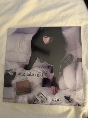 ESHA TEWARI What Makes A Girl A Girl Vinyl Signed Autographed Insert! RARE!!