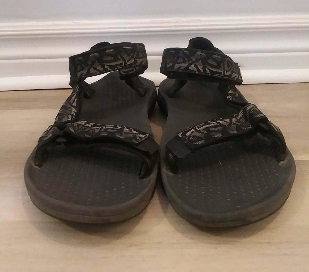 Men's TEVA Hurricane Black Sport Hiking Sandals Size … Gem