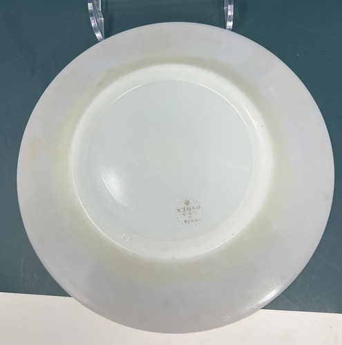 4 Vintage Pyrex Red Rim Plates Luncheon 8 1/8” - Picture 8 of 11
