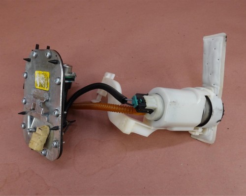 2011-2017 Harley Davidson Softail Slim FLS GAS FUEL TANK PUMP