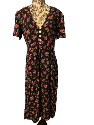 MSK Women's Petite Dress 10P Black Multicolored Floral/ Polka Dot Midi Cottage MSK Women's Petite Dress 10P Black Multicolored Floral/ Polka Dot Midi Cottage