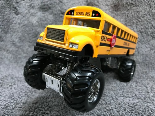 School Bus Ruota Grande 8,5"" Metallo pressofuso 9855 (interrotto) 9880 DC In magazzino - Foto 3 di 7