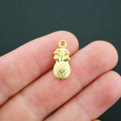 10 Pineapple Charms Gold Tone 2 Sided - GC602
