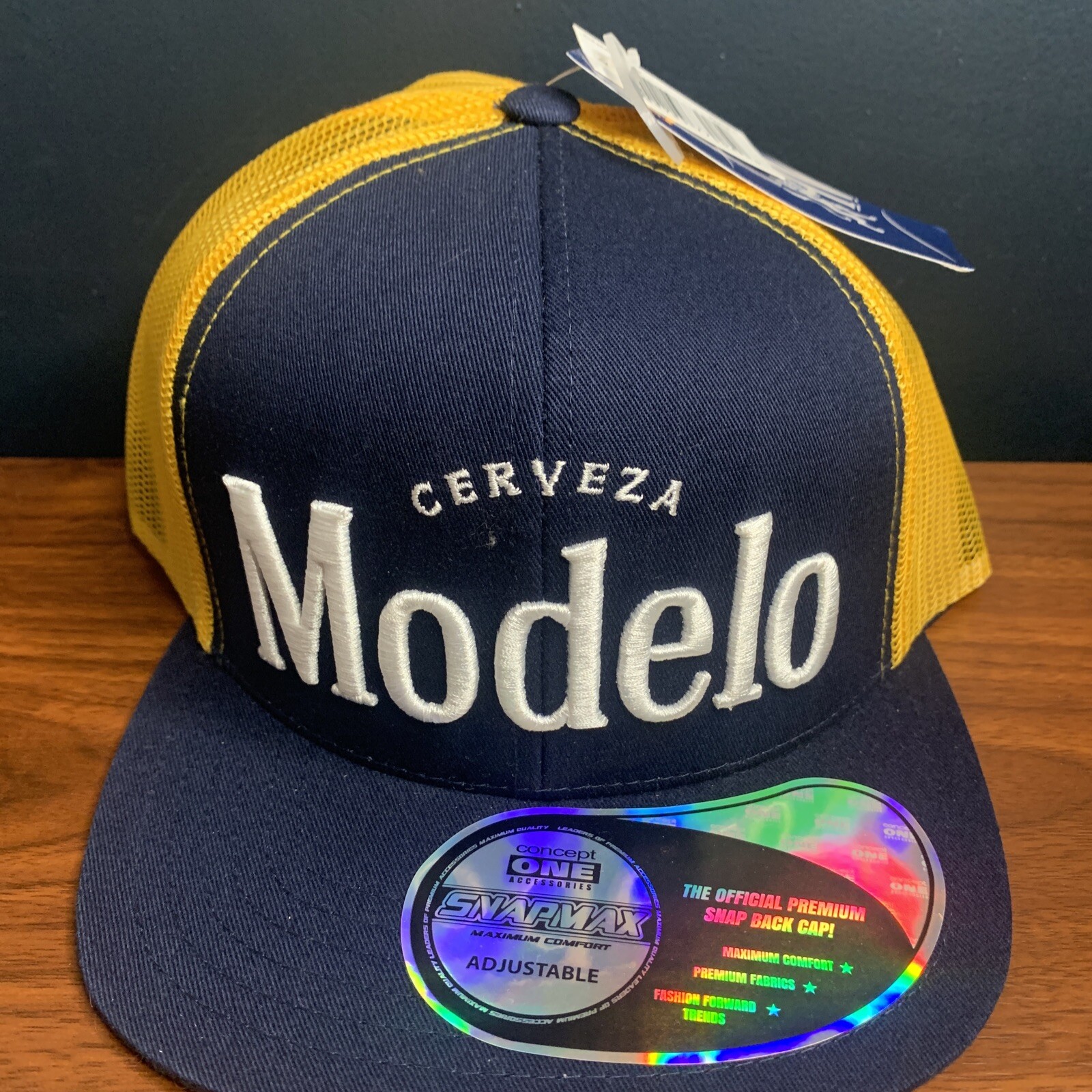 Concept One Modelo Especial Cerveza 