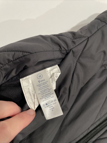 ivivva by Lululemon Girl's 10 Reversible Quilted Sherpa Fleece Vest Black - Picture 8 of 10