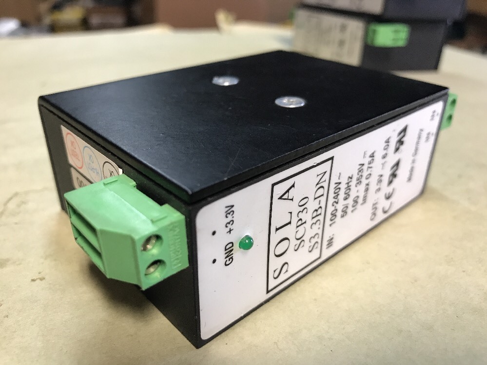 Alimentatore Switching SOLA SCP30 D15-DN: Ingresso Universale, Uscita ±15VDC 1A, Nuovo