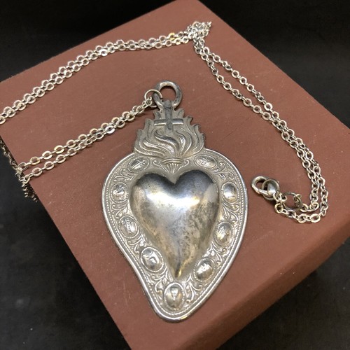 Collana cuore ex voto metallo bagno argento vintage passione pgr 7,5x 4,5 cm - Foto 8 di 12