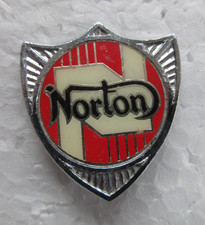 Vintage Norton Enamel Badge (A)
