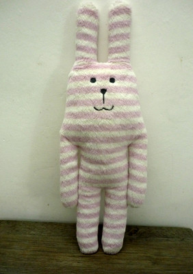 Craftholic rosa & weiß gestreifter Hase Kaninchen Kaninchen weiches Plüschtier Umarmungsspielzeug 17 Zoll 43 cm