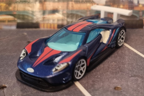 Hot Wheels FORD GT RACE ohne Verpackung (aus Motor Show Multipack)