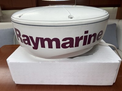 Raymarine RD218 2kW 18  Raydome Radar Scanner