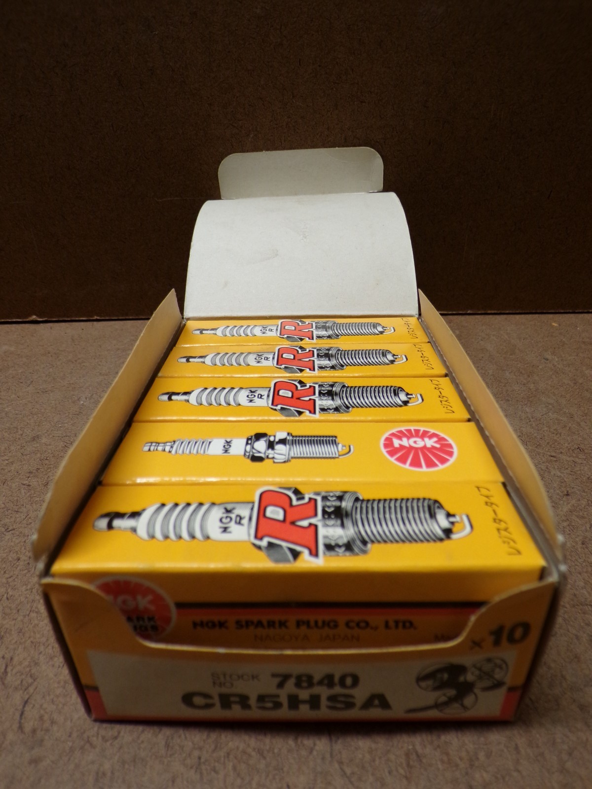 NGK CR5HSA SPARK PLUGS 4 PACK 4 SPARK PLUGS NGK
